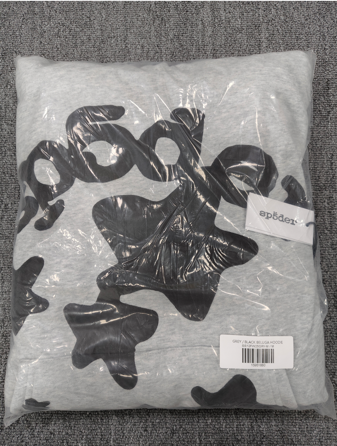 Sp5der Worldwide Beluga hoodie features a distinctive black star graphic across the chest on a light grey heather fabric