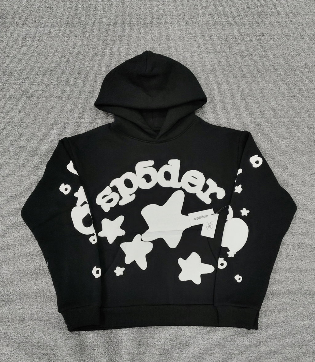 black Sp5der hoodie features reflective white graphic prints of the brand name and stars